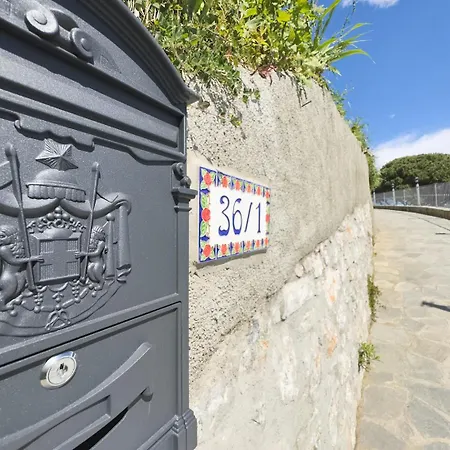 Dei Poeti Casa de hóspedes 4*