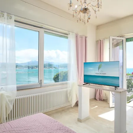 Dei Poeti Casa de hóspedes 4*