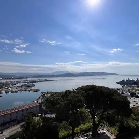 Dei Poeti Konukevi La Spezia